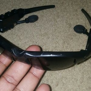 Bluetooth sunglasses
